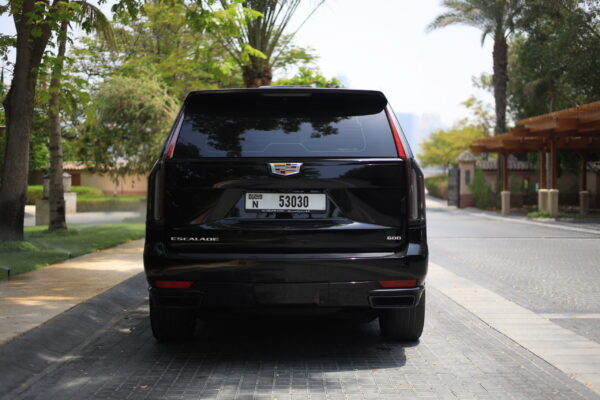 Cadillac Escalade - Image 3