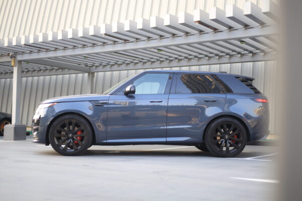Range Rover Sport - Image 4