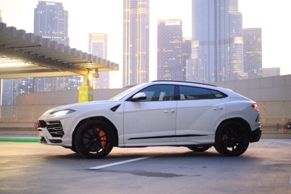 Lamborghini URUS
