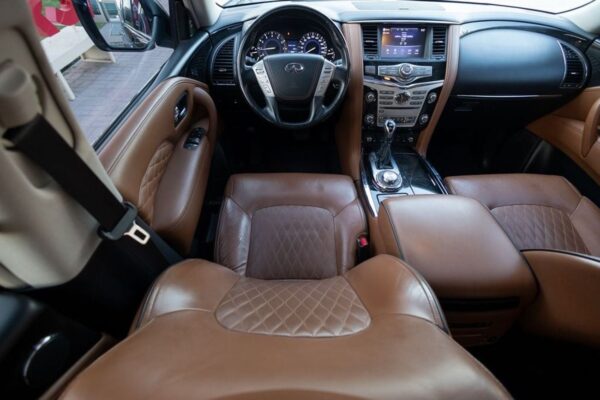 Infiniti QX80 - Image 3