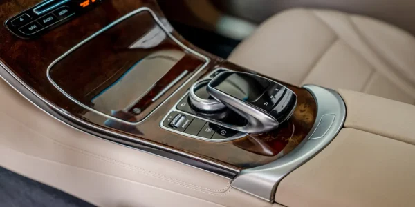 Mercedes GLC 300 - Image 3