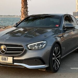 Mercedes E 200