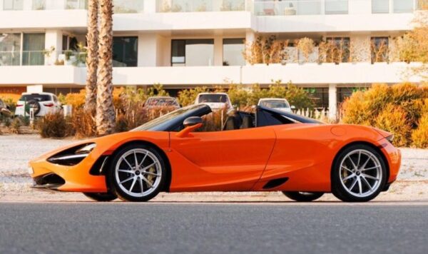 McLaren 720 S - Image 6
