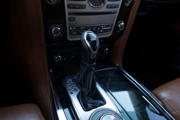 Infiniti QX80 - Image 4