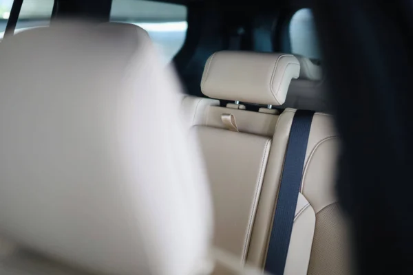 Jeep Grand Cherokee - Image 4