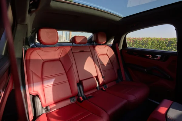 Porsche Cayenne s - Image 5