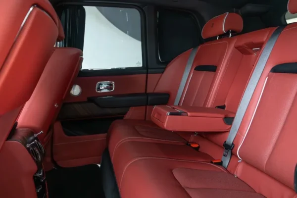 Rolls Royce Cullinan - Image 6