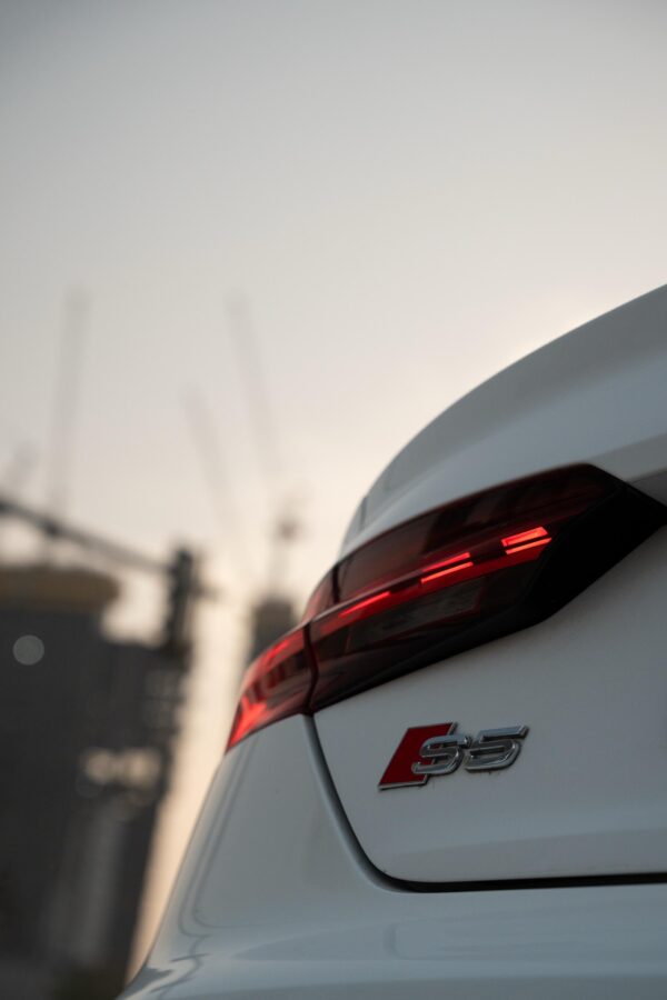 Audi S5 White Convertible 2024 - Image 10