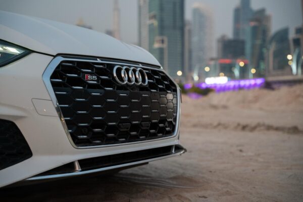 Audi S5 White Convertible 2024 - Image 17