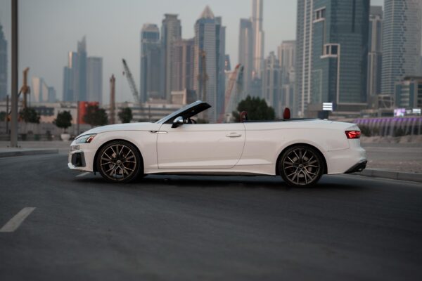 Audi S5 White Convertible 2024 - Image 2