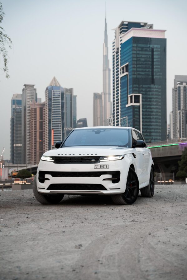 Range Rover Sport 2024 White - Image 9