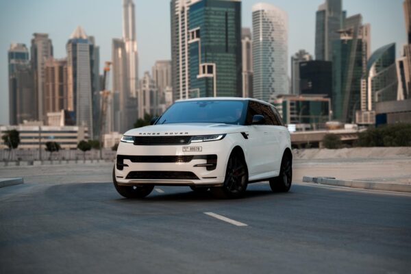 Range Rover Sport 2024 White - Image 10