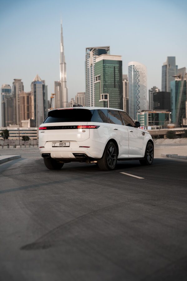 Range Rover Sport 2024 White - Image 14