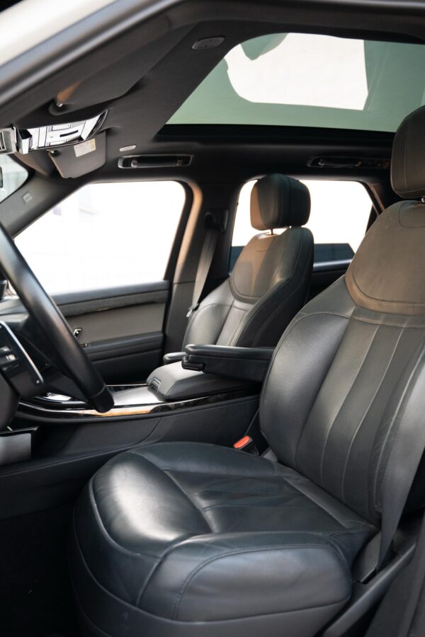 Range Rover Sport 2024 White - Image 16