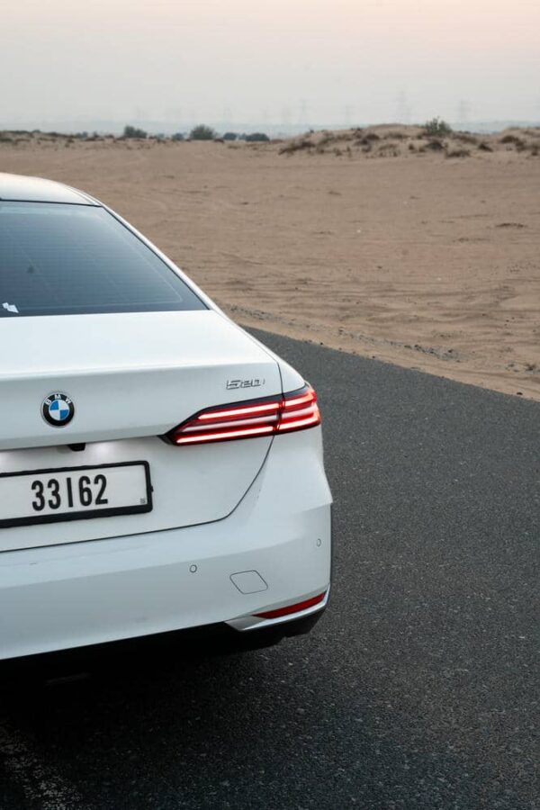 BMW M520i 2025 - Image 8