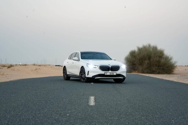 BMW M520i 2025