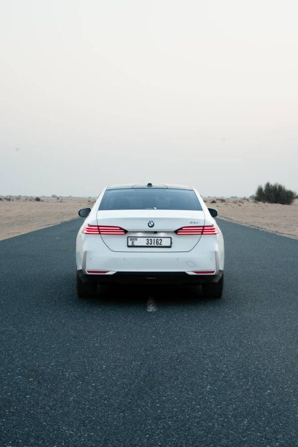 BMW M520i 2025 - Image 7