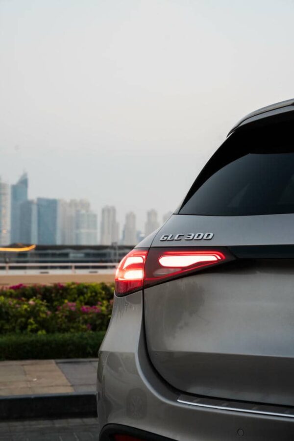 Mercedes GLC 300 - Image 13