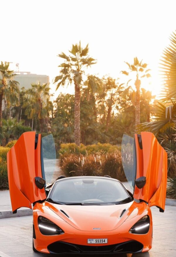 McLaren 720 S - Image 2