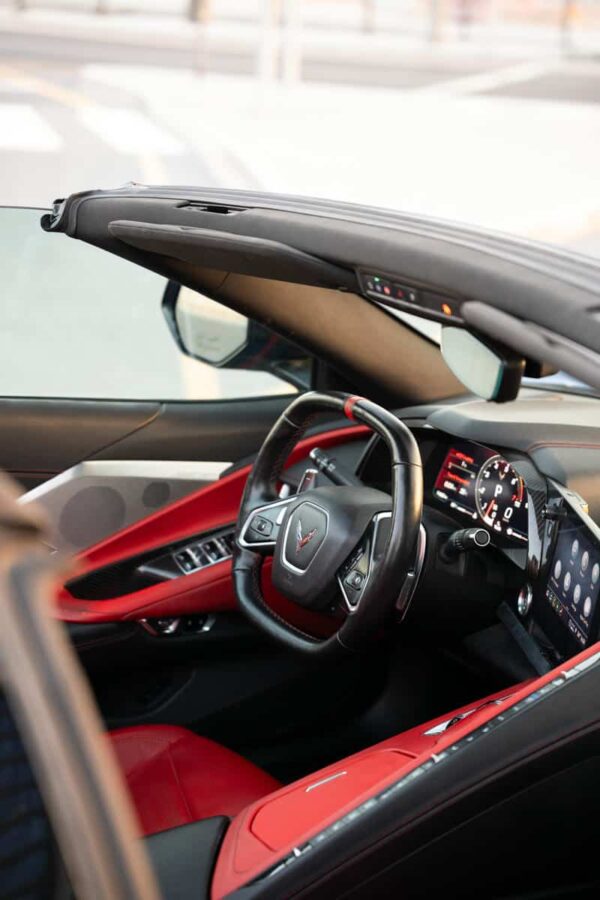 Corvette C8 Blue Convertible 2024 - Image 15