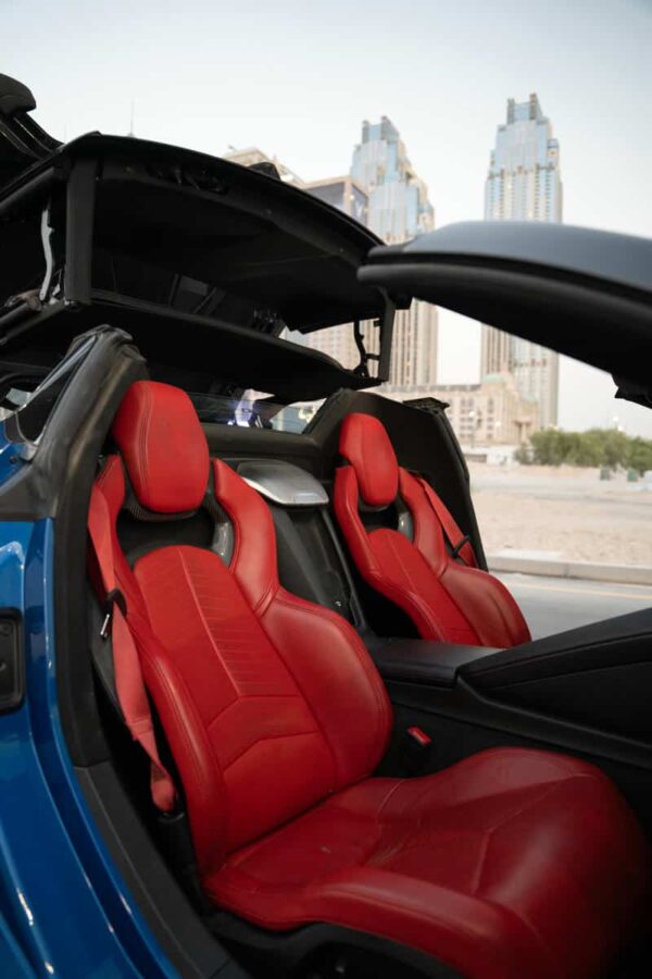 Corvette C8 Blue Convertible 2024 - Image 17