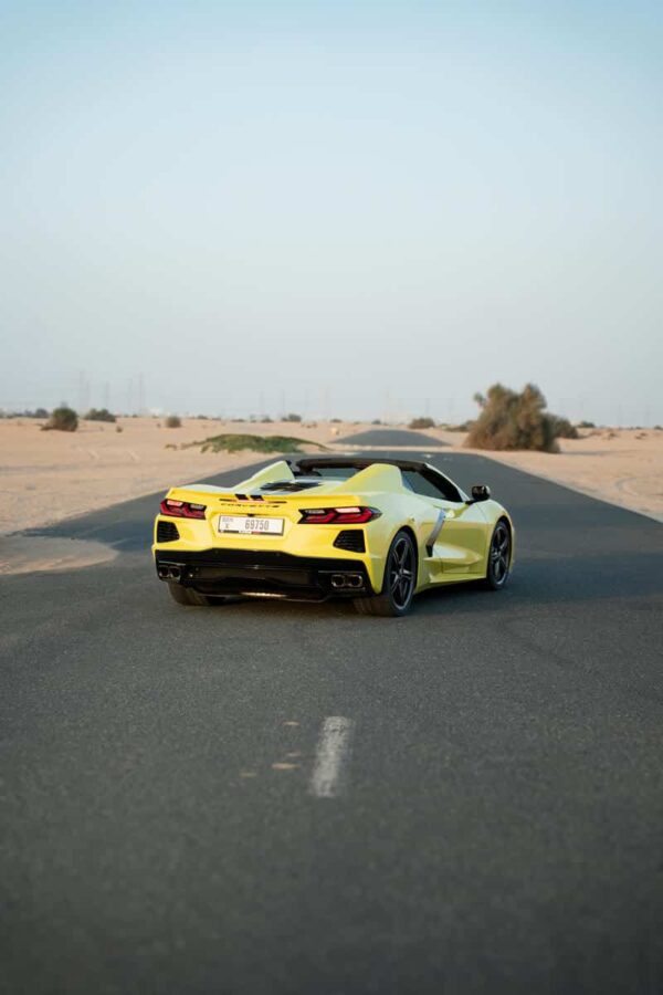 Corvette C8 Yellow 2025 - Image 2