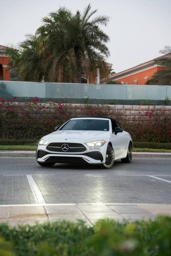 Mercedes Cle 450 Cabriolet Convertible 2025 - Image 19