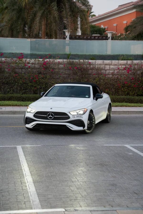 Mercedes Cle 450 Cabriolet Convertible 2025 - Image 20