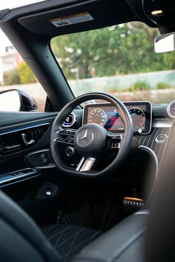 Mercedes Cle 450 Cabriolet Convertible 2025 - Image 3