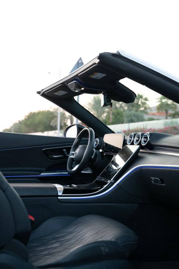 Mercedes Cle 450 Cabriolet Convertible 2025 - Image 4
