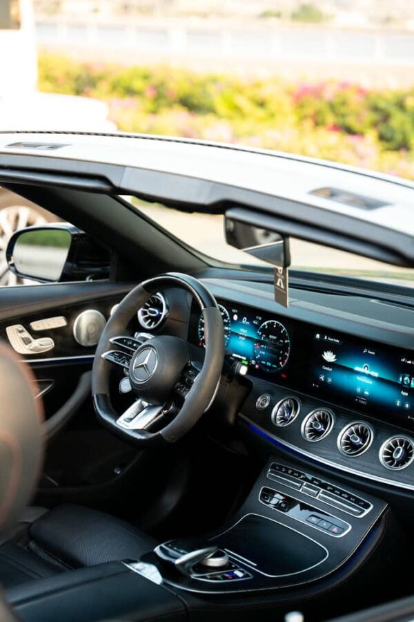 Mercedes-AMG E53 Convertible - Image 11