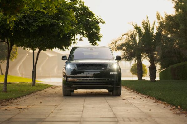 Range Rover Vogue Black 2024 - Image 6