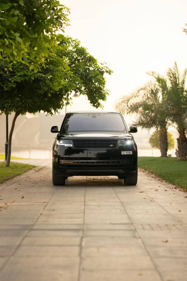 Range Rover Vogue Black 2024 - Image 7